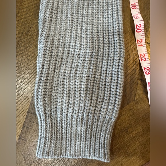 Cozy Gray Women's Cardigan - Picture 8 of 8